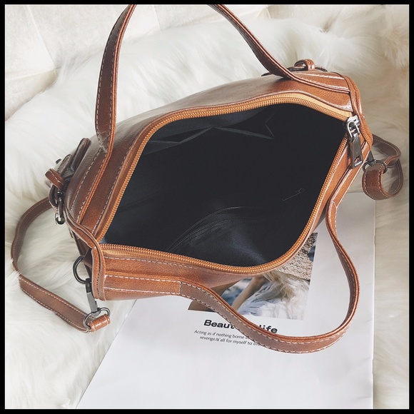 NEW HELENA Studded Tote Crossbody - Picture 6 of 8